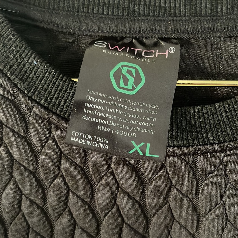 Switch Remarkable Sweatshirt - Picture 3 of 4